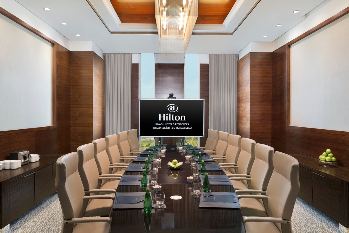 Hilton Riyadh Hotel & Residences Room Service: Pictures & Reviews ...