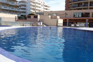 Piscina e praia