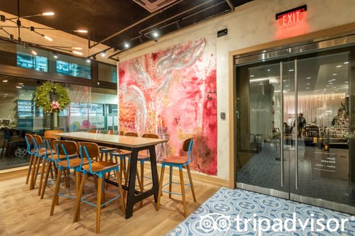 더 가드프리 호텔 보스턴 (The Godfrey Hotel Boston) - 호텔 리뷰 & 가격 비교