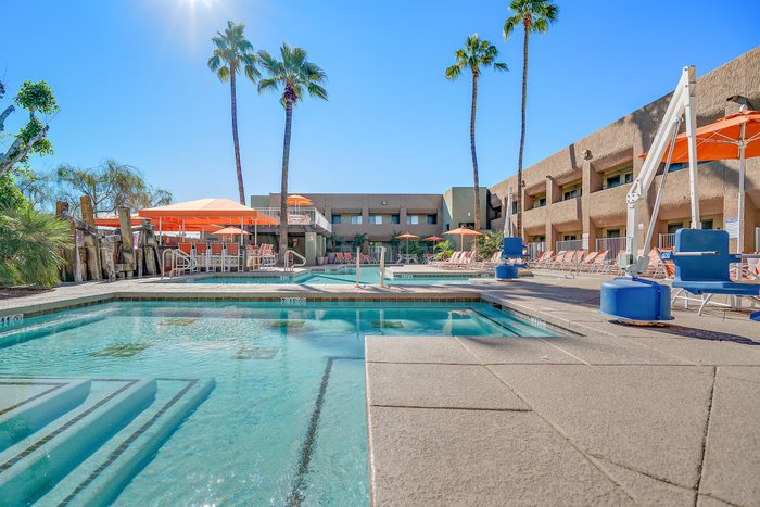 3 Palms Hotel Scottsdale Pool: Pictures & Reviews - Tripadvisor