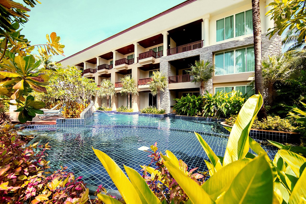 Graceland khao lak 2025 reviews