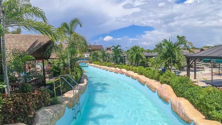 Mighty Maui Lazy River
