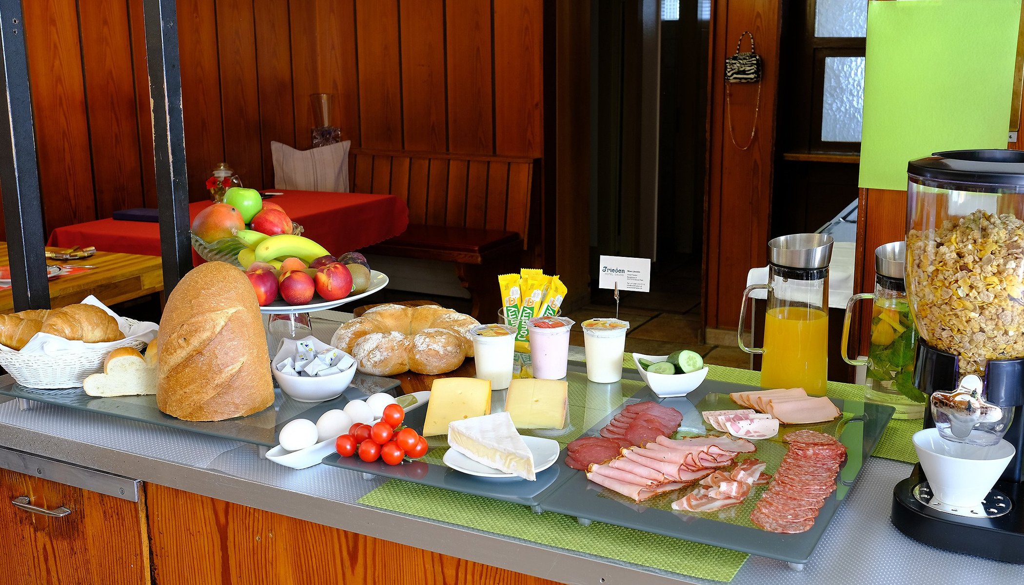 Hotel Frieden Davos by null