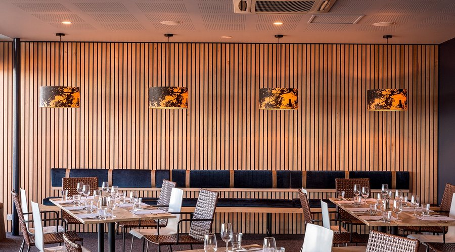 Wave room set for a private dinner
Aaron Jones Photography