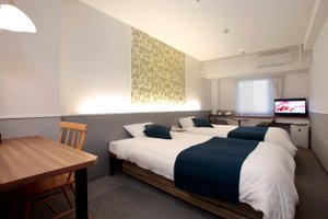 Room & Suite