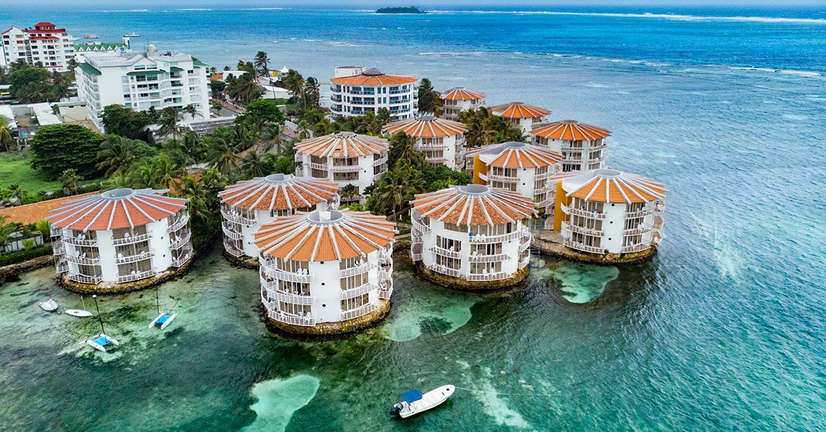 Hotel photo 15 of Decameron Aquarium.