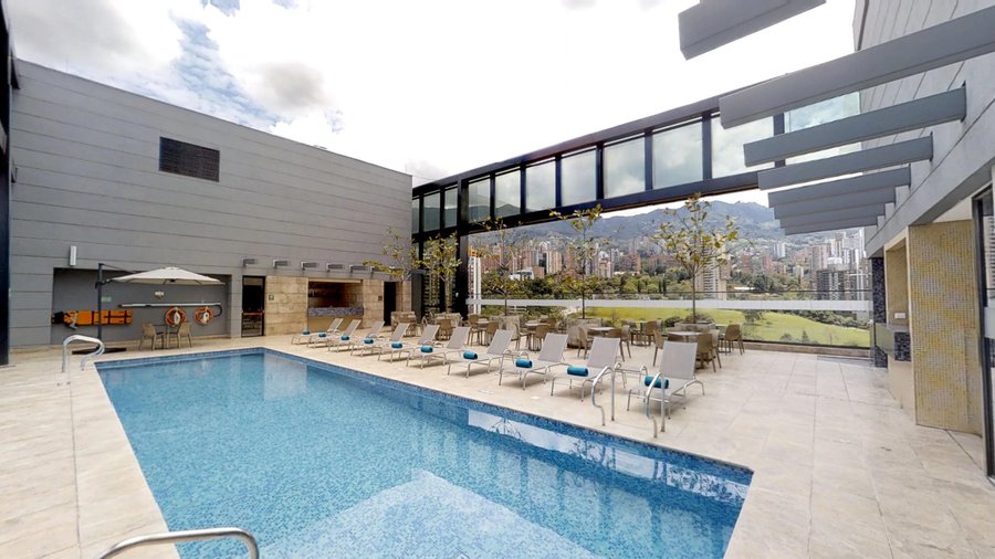 Piscina del Hotel ESTELAR Square