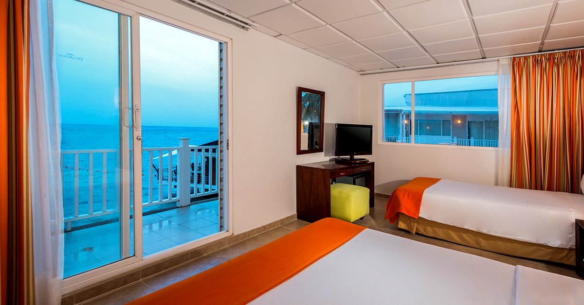 Hotel photo 18 of Decameron Los Delfines.