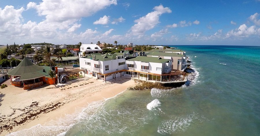 Decameron Maryland