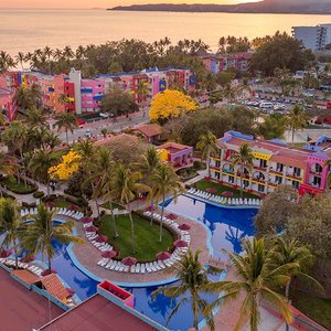 Royal Decameron Complex