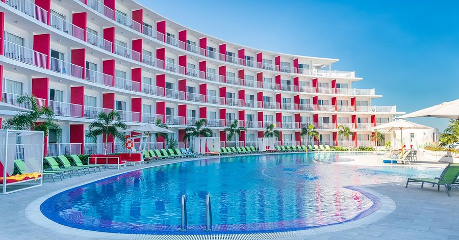 Royal Decameron Cornwall Beach