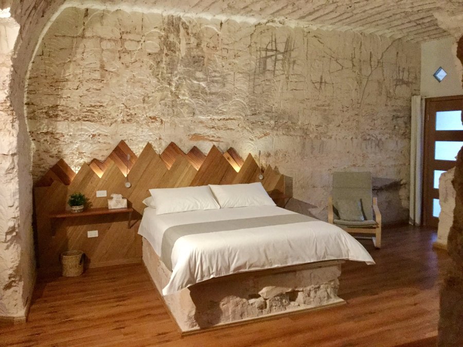 DUG OUT B&amp;B (AU$172): 2021 Prices &amp; Reviews (Coober Pedy) - Photos of Specialty B&amp;B - Tripadvisor