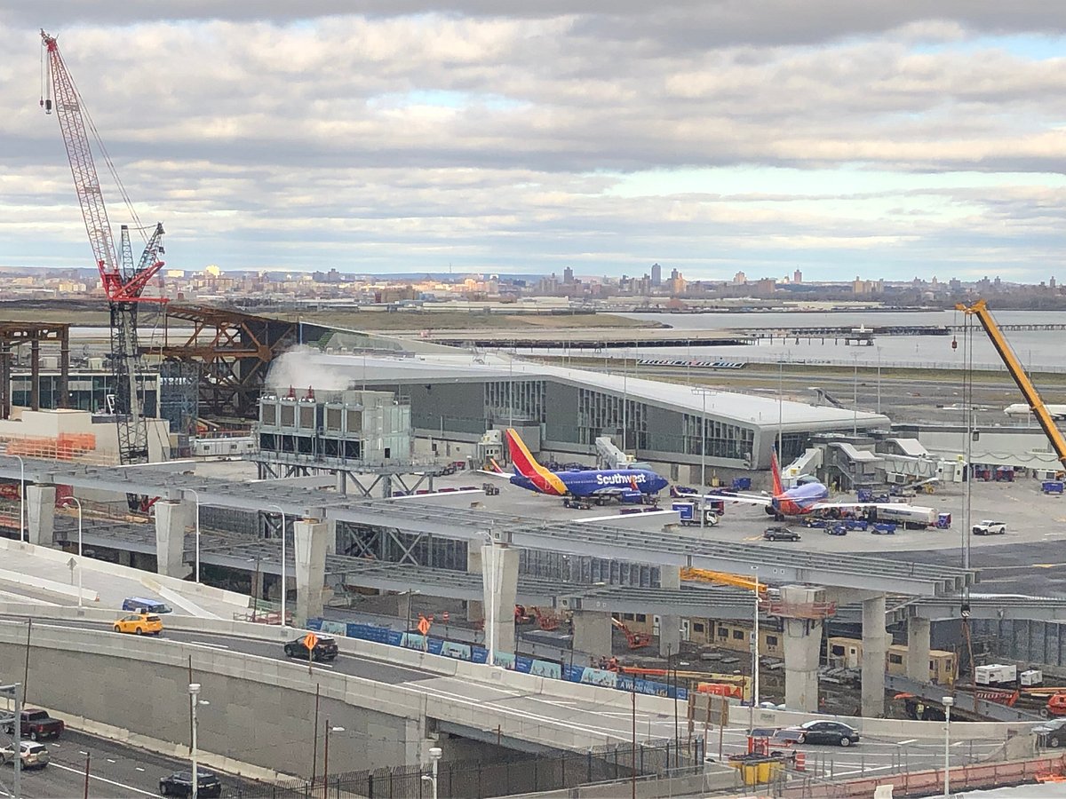 NEW YORK LAGUARDIA AIRPORT MARRIOTT - Updated 2022 Prices & Hotel ...