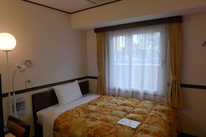 Toyoko Inn Osaka Namba Nippombashi Rooms: Pictures & Reviews - Tripadvisor