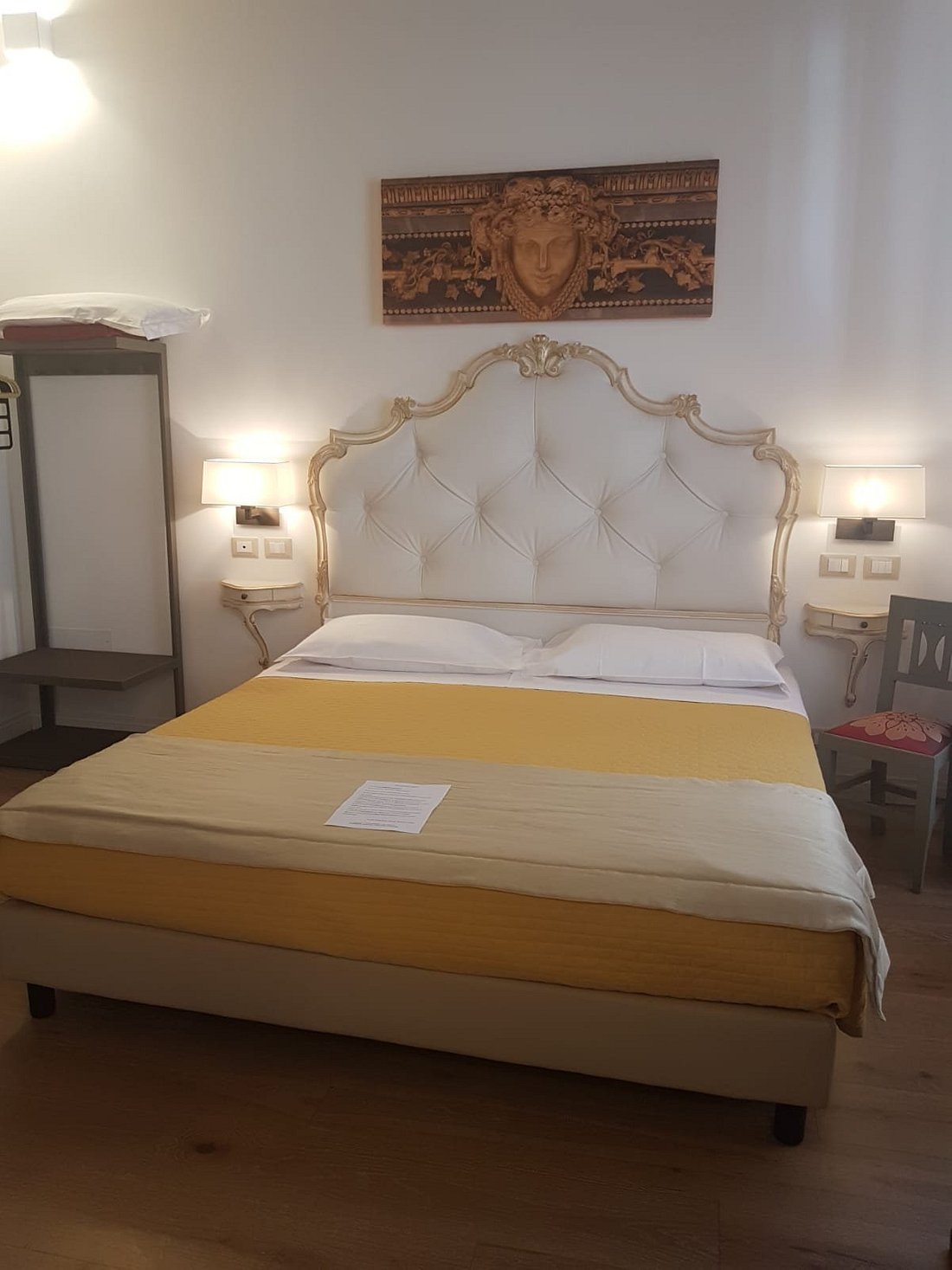 Excellent Trinity Rooms, hotel in Rome