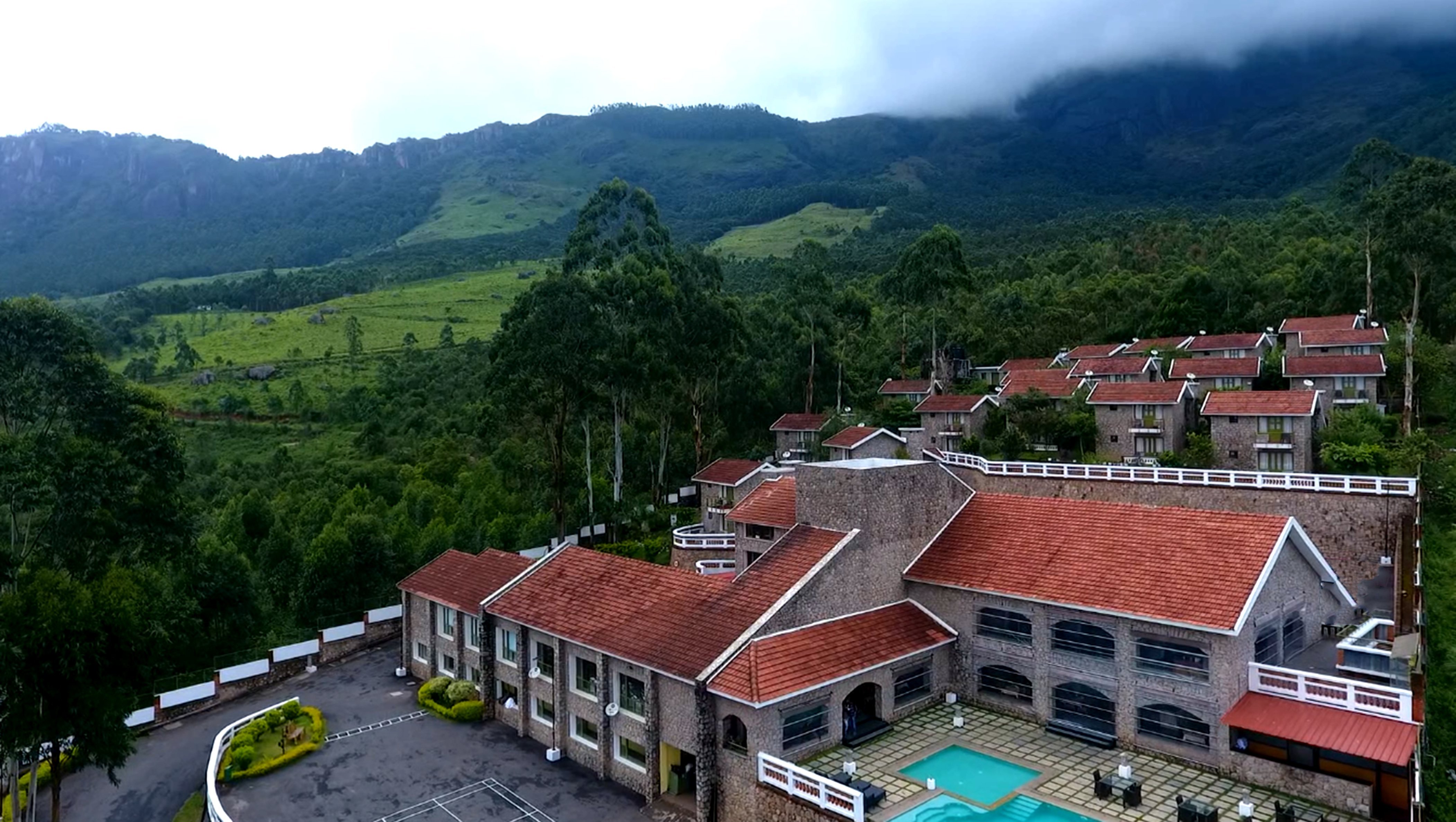 THE 5 BEST Munnar Hotels With Infinity Pools 2023 (with Prices ...