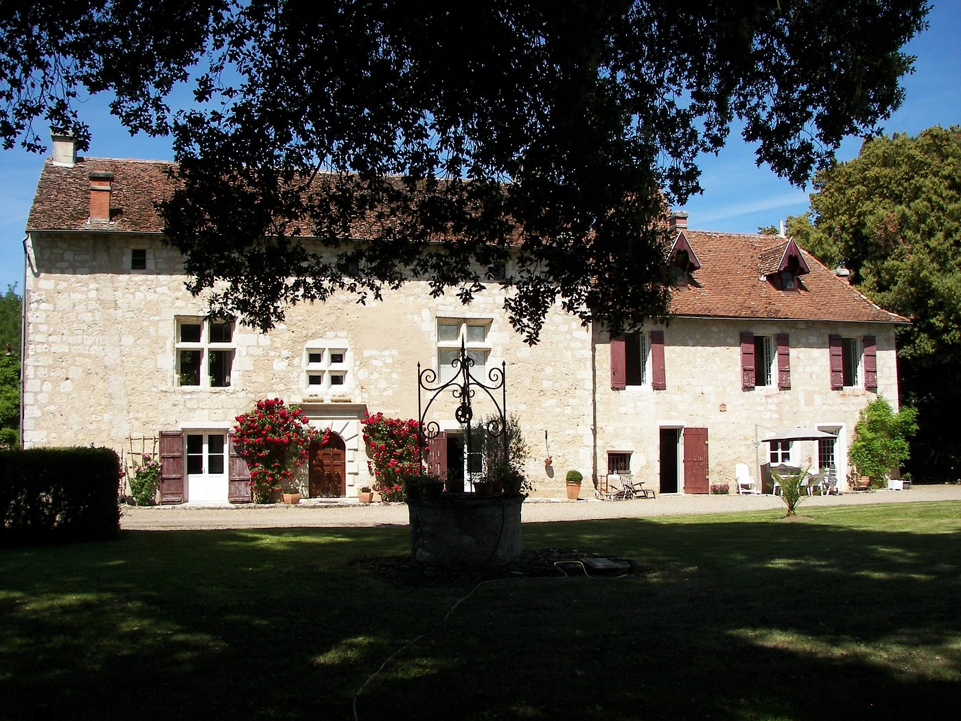 DOMAINE DU NOBLE - Prices & Lodge Reviews (Saint-Jean-de-Thurac, France)