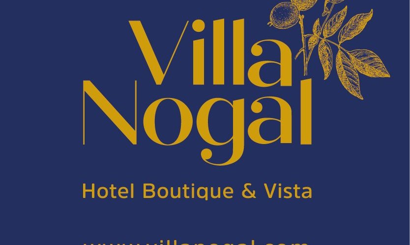 En Villa Nogal nos gusta atenderlo mejor que en ningún otro lugar. Es por eso, que nuestra tarea principal es cuidar de aquellos detalles que lo harán sentirse en un sitio verdaderamente único.
Consiéntase y goce de la mejor vista al Valle de San Sebastián del Oeste, desde la comodidad de su habitación o desde la terraza del hotel. Villa Nogal es el conjunto perfecto entre la arquitectura pueblerina, escenarios naturales y confort.