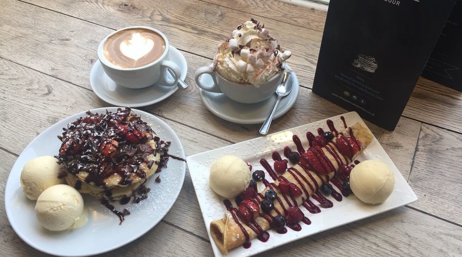 American style, 'Notella' Pancake and a Tradition style Berrylicious