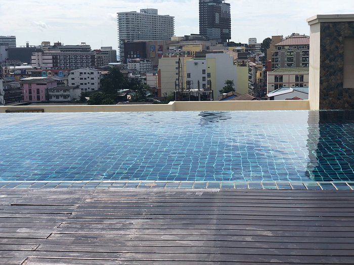 D Xpress Apartments Pool: Pictures & Reviews - Tripadvisor