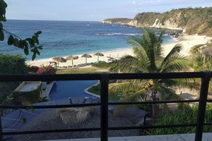 Piscina y playa