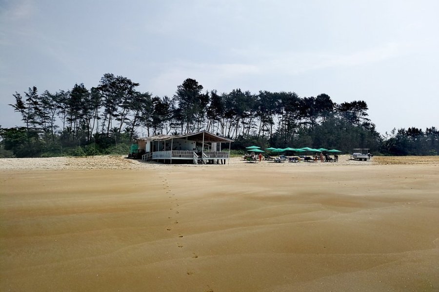 Arossim Beach image