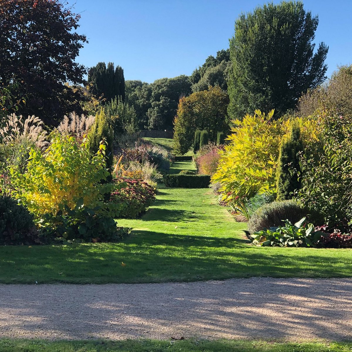 gardens to visit around chichester