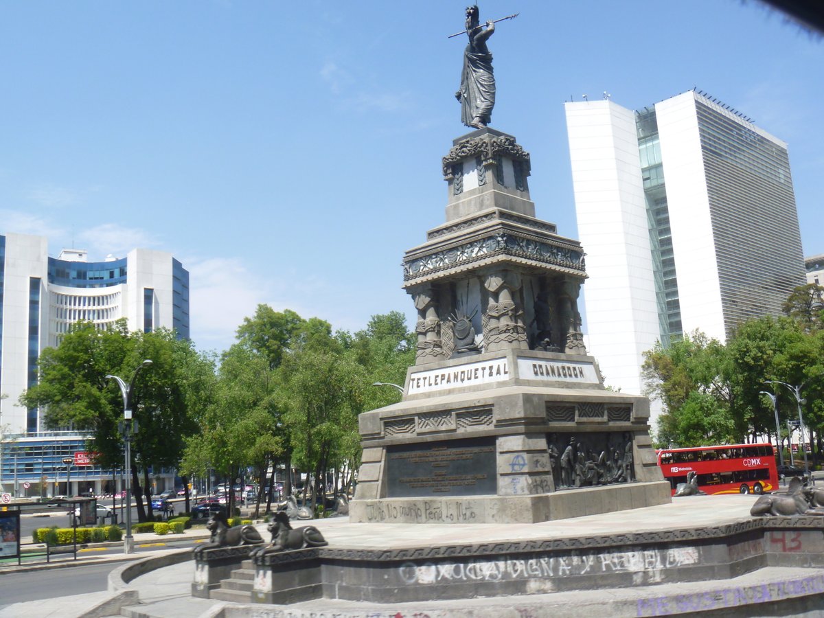 Monumento a Cuauhtemoc (Mexico City): All You Need to Know