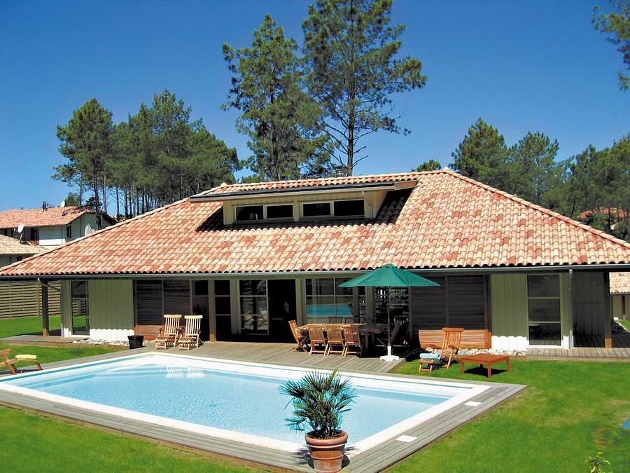 Avis et photos de la piscine de l'Lagrange Vacances - La Clairiere aux