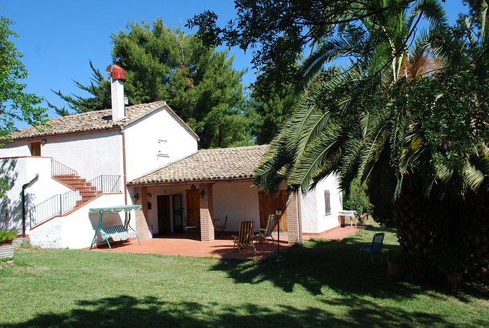 AZIENDA IL GELSO - Ranch Reviews (San Vito Chietino, Italy - Province ...