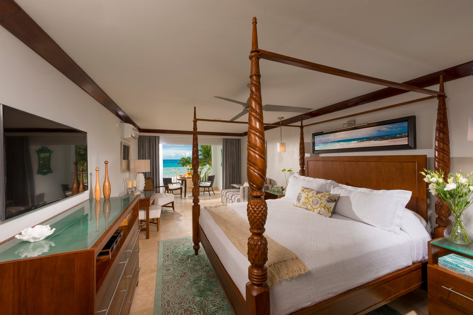 Resort Spotlight: Sandals Royal Caribbean – Travel Aesthetic