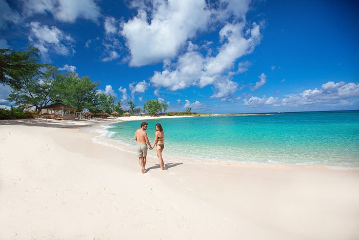 Sandals Royal Bahamian Pool: Pictures & Reviews - Tripadvisor