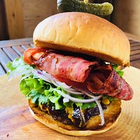 BLTバーガー!ボリューム満点です