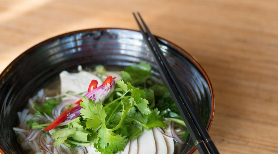 Pho Ga  - Vietnamesische Reisbandnudelsuppe