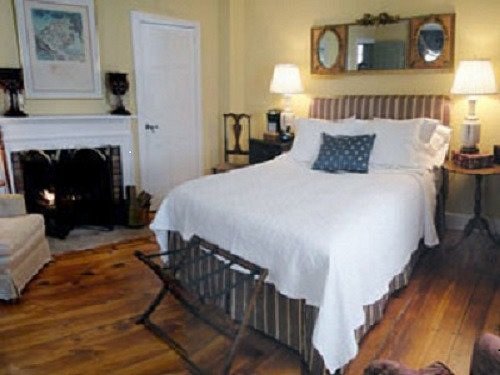GREEN ACRES BED AND BREAKFAST - B&B Reviews (Simsbury, CT)