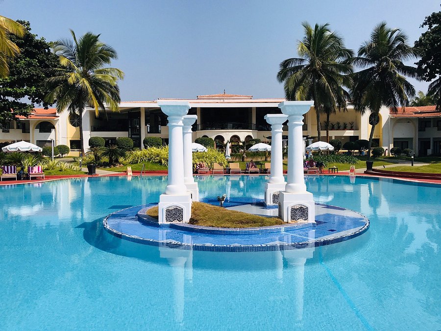 HOLIDAY INN RESORT GOA (Cavelossim) Hotel Reviews, Photos, Rate