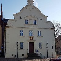 Heilig-Geist-Kirche und Altes Rathaus