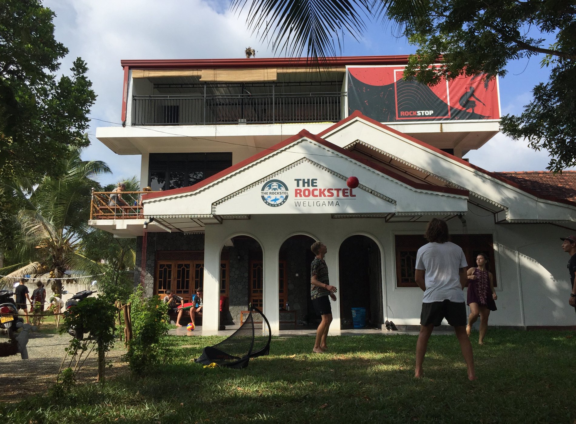 The backpack hub at weligama image