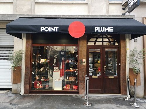 Top 10 Gift & Specialty Shops in Champs-Elysées Quartier (Paris)