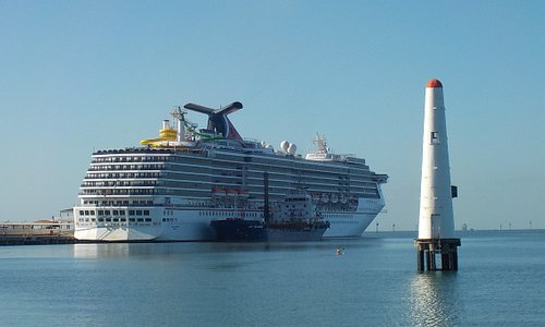 A cruise ship and one of the leading lights