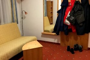 Room & Suite