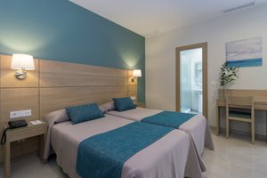 Room & Suite