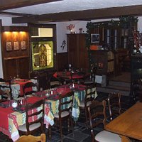 Speiseraum und Weinbar