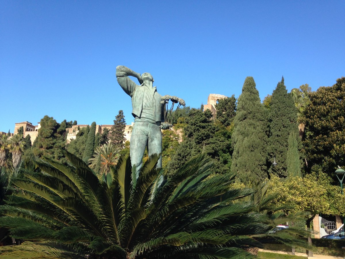 File:Sculpture of Pedro Espinosa in Antequera, Spain.jpg - Wikipedia