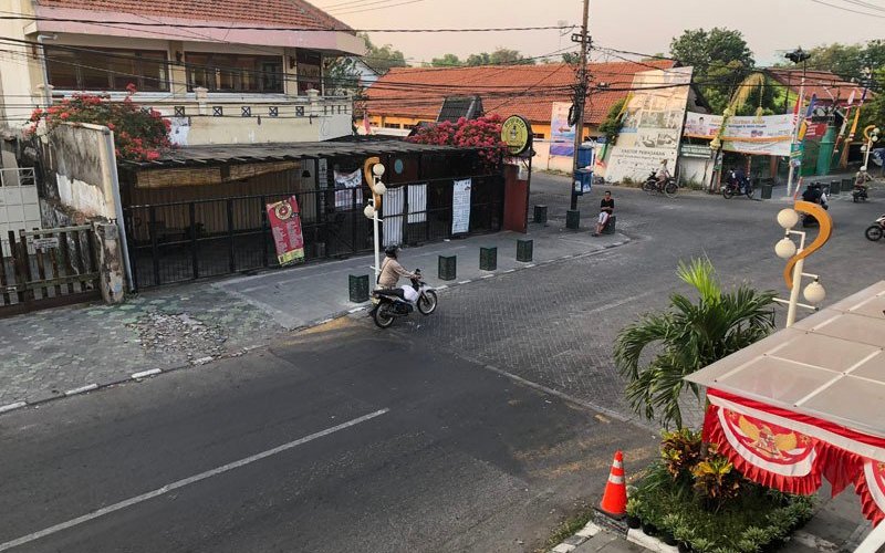 Front One Inn Sidoarjo