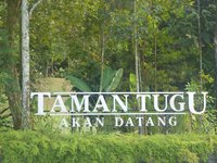 Taman tugu trail map