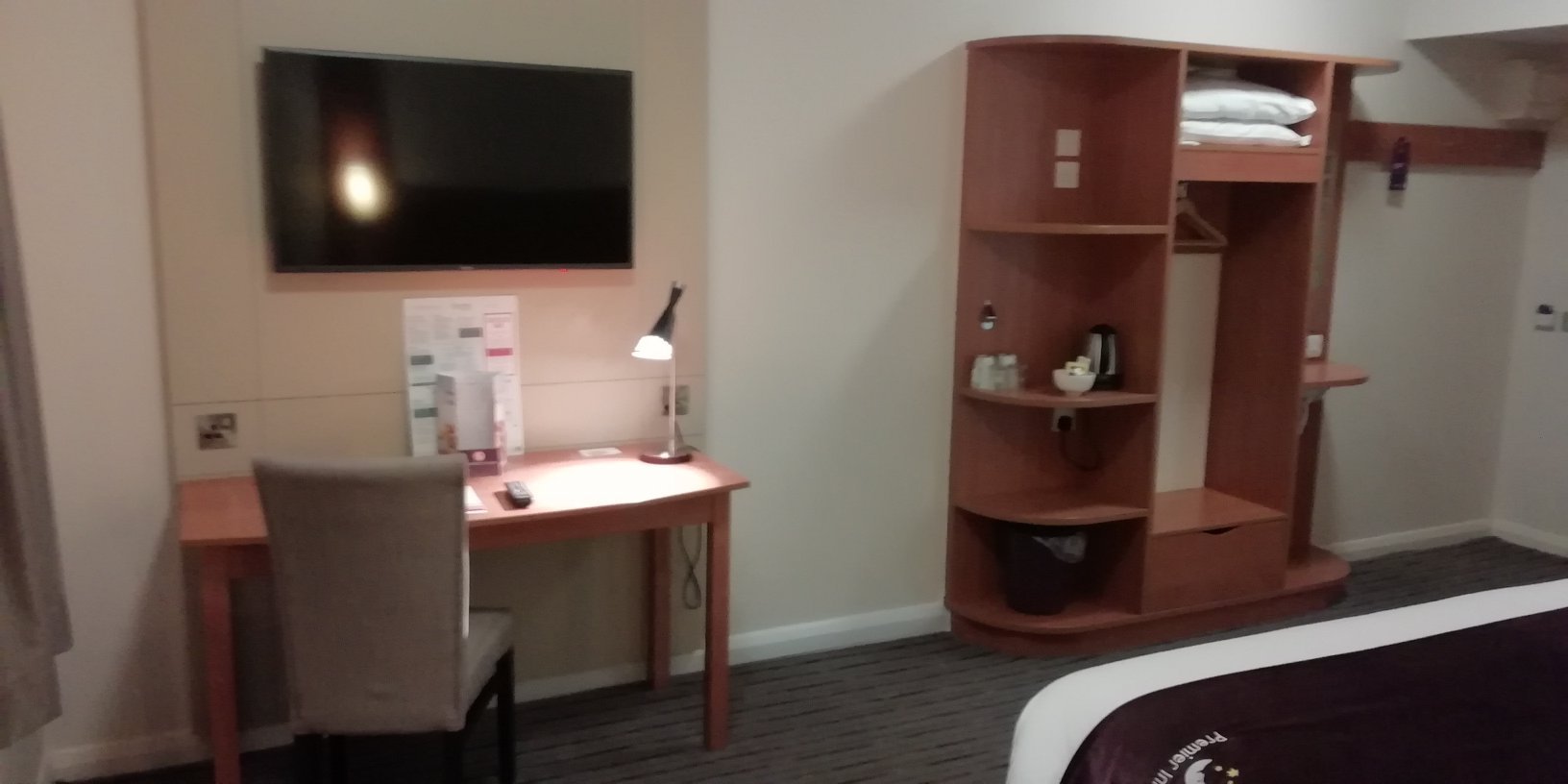 PREMIER INN LONDON RICHMOND HOTEL - Updated 2024 Reviews