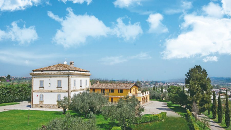 Veduta panoramica dell'agriturismo