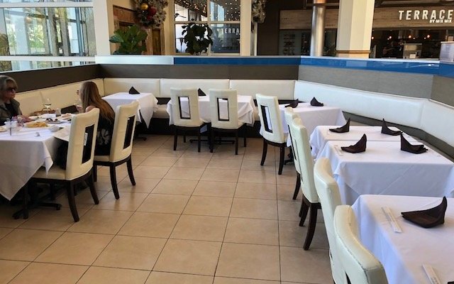 Hamamori Restaurant and Lounge