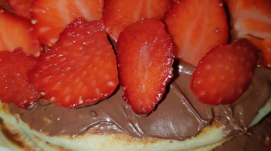 Pancakes served all day !!! 
Nutella & Strawberry / Peanut Butter & Banana / Bacon & Maple Syrup